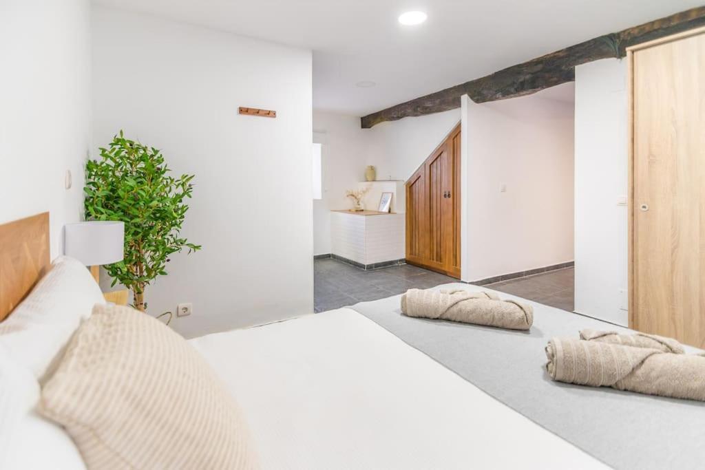 Precioso Piso Estilo Rustico A 10 Min De Santander Apartment Camargo Bagian luar foto